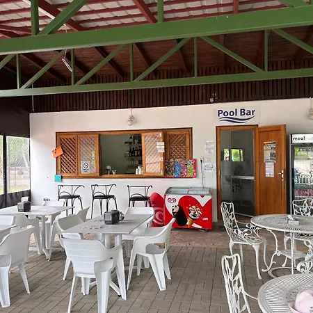 Tisza Garden Park Vip Haz Villa